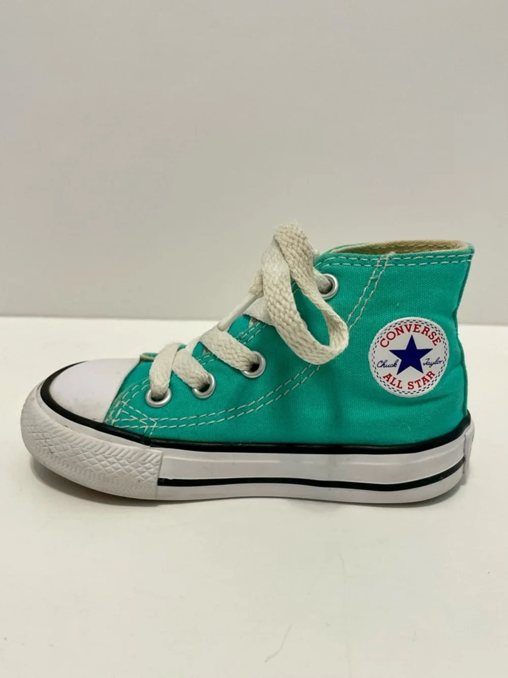 Converse All Star Chuck Taylor Classic High Top Kids Sneakers Youth Size 5 Teal